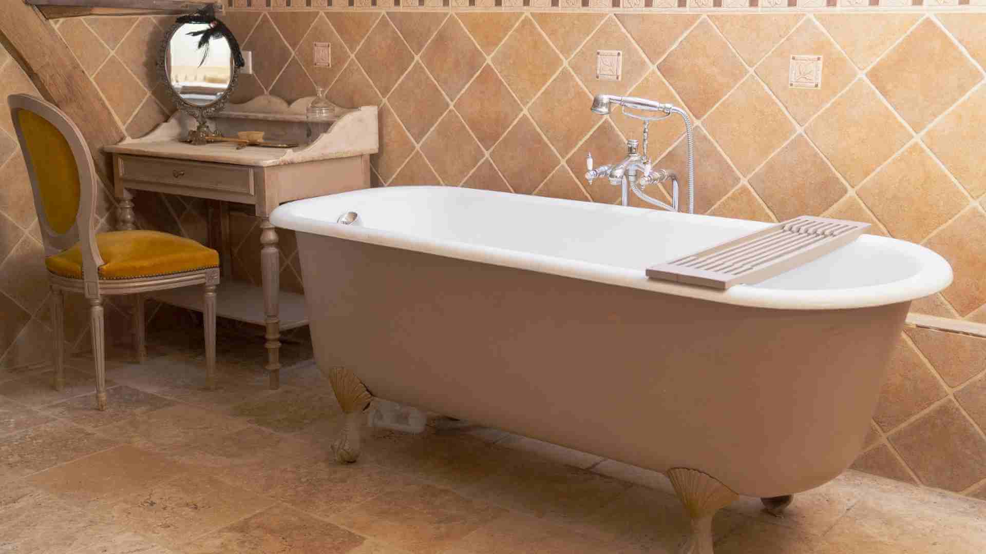 Thermes de Saint-Honoré-les-Bains : cures et bien-être, nous avons testé Salle de bain du gîte La famille est dans les blés