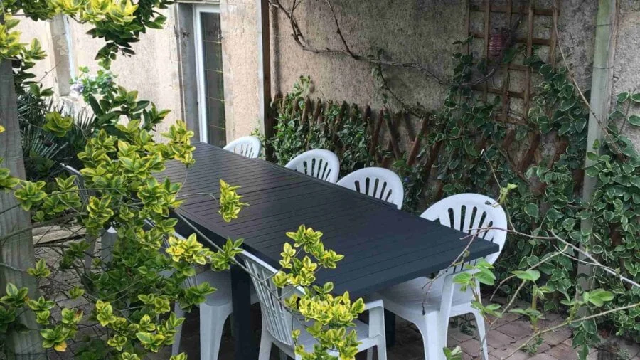 Notre gîte grande terrasse du gîte La famille est dans les blés