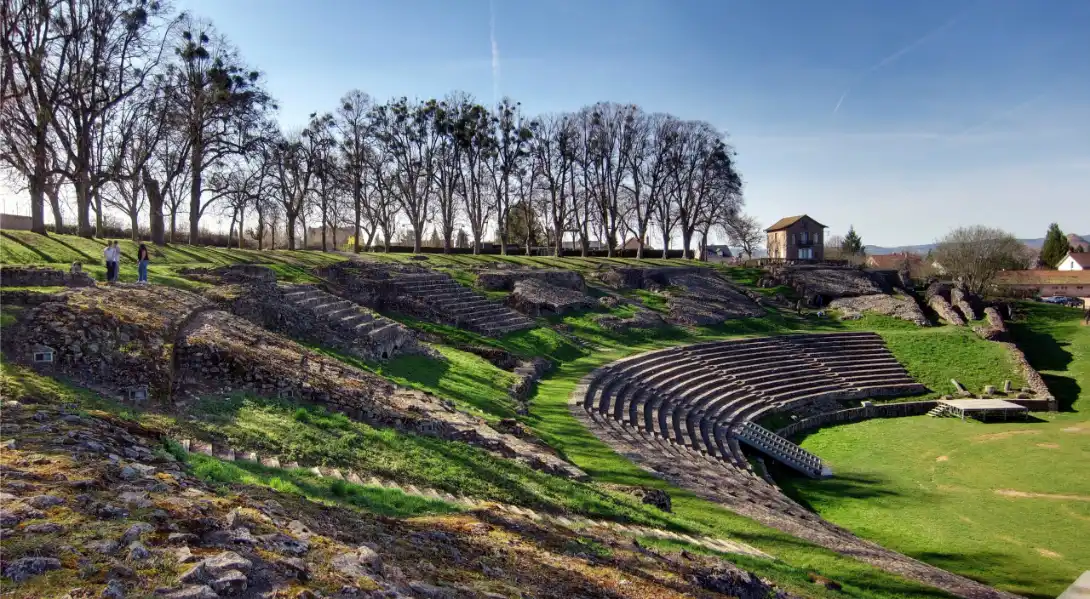 Autun, Cité Augustodunum